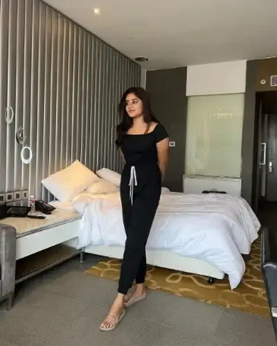 Call Girls Zahirabad Cash On Delivery